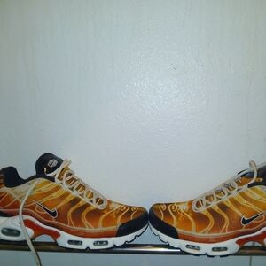 Nike shoes